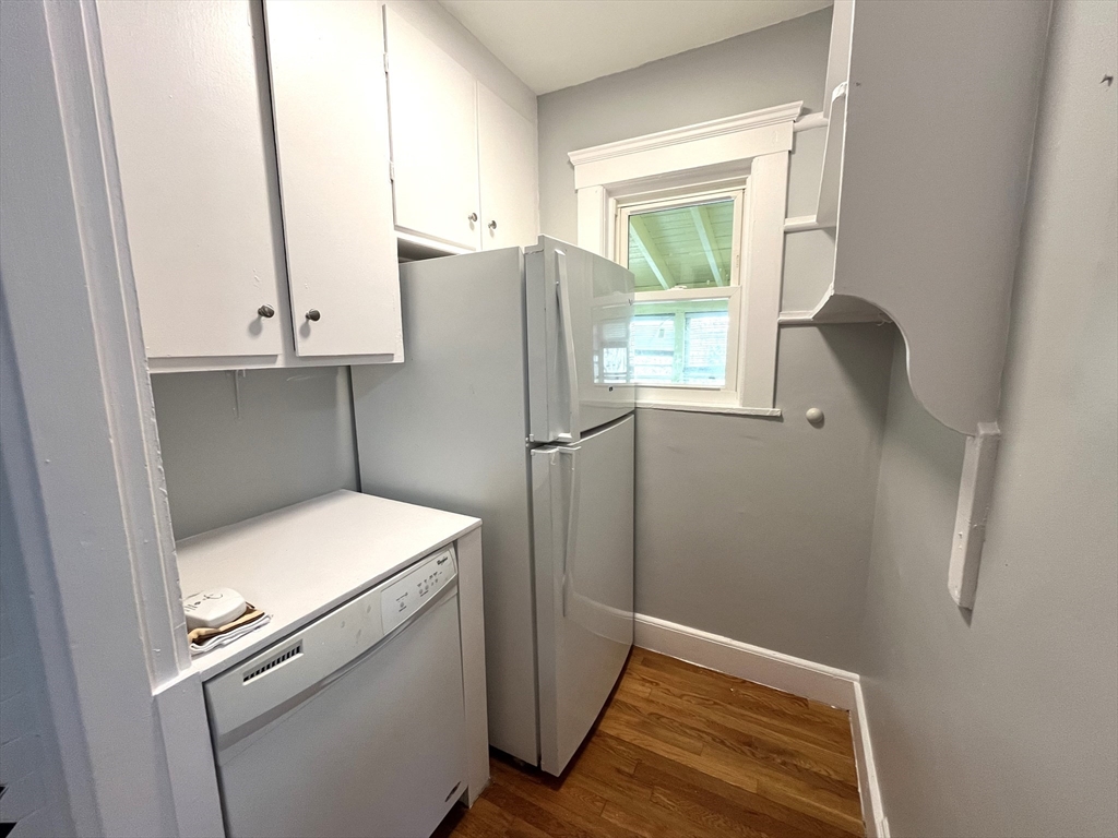 130 Grove St, West Roxbury