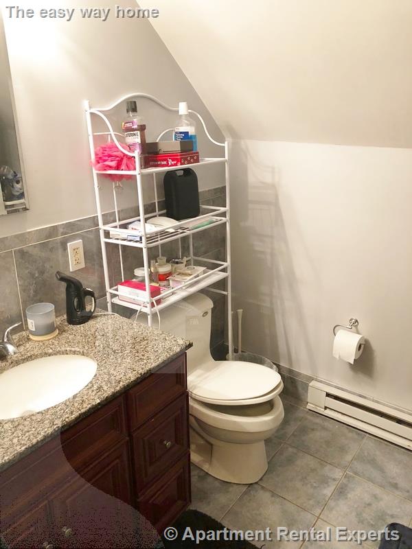 939 Broadway, Davis Square