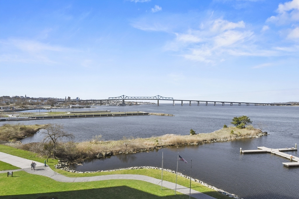 750 Davol St, Fall River