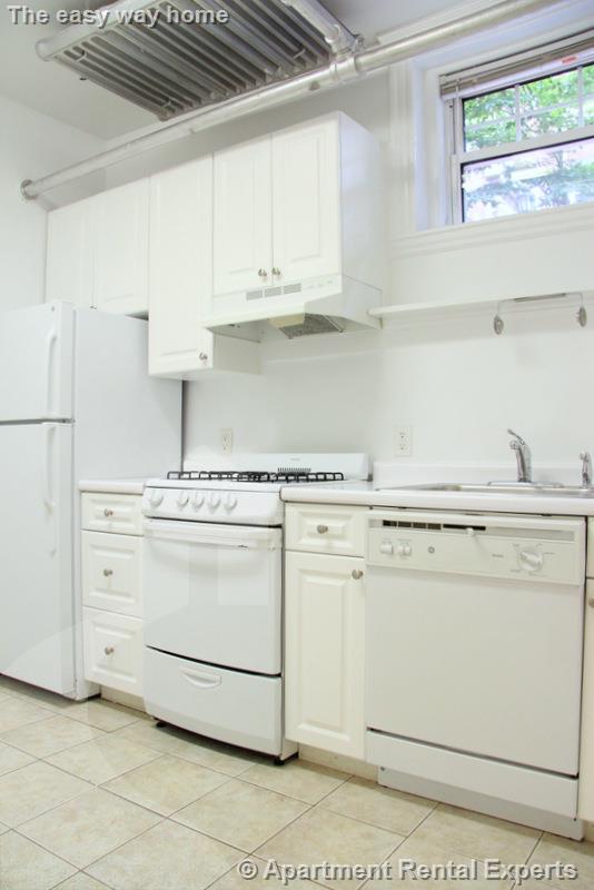 18 Chauncy St, Harvard Square