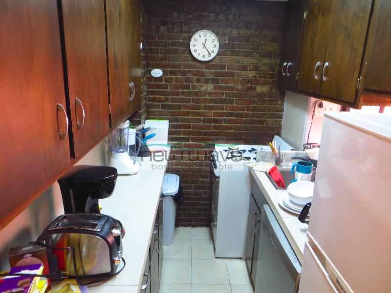 32 Irving St, Beacon Hill