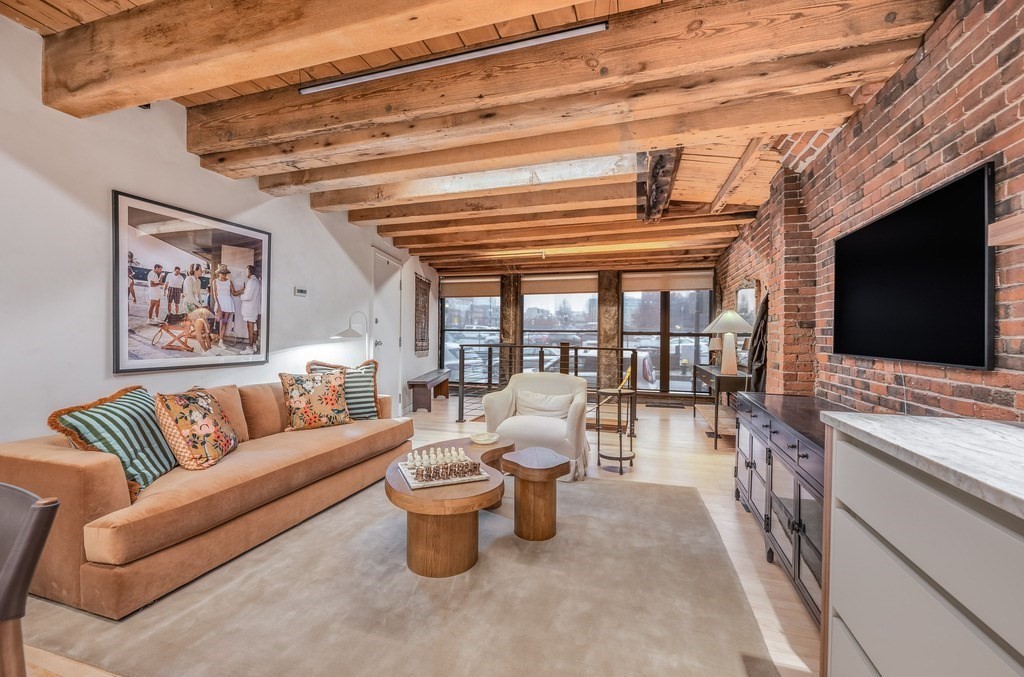 57 Fulton St, North End