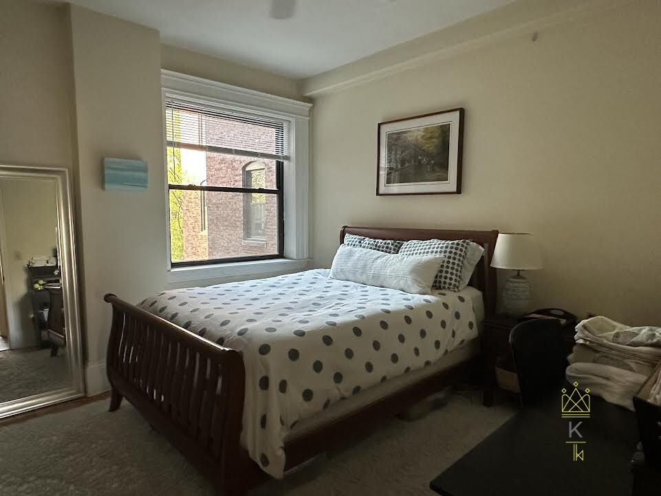 1100 Beacon St, Brookline