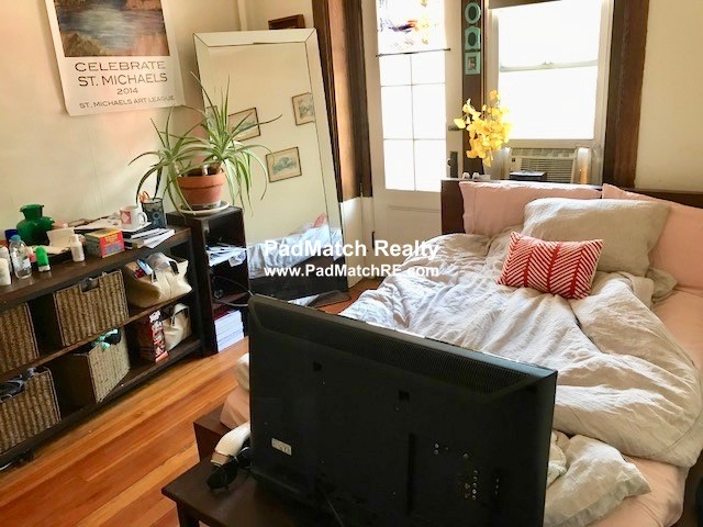 1589 Beacon St, Brookline