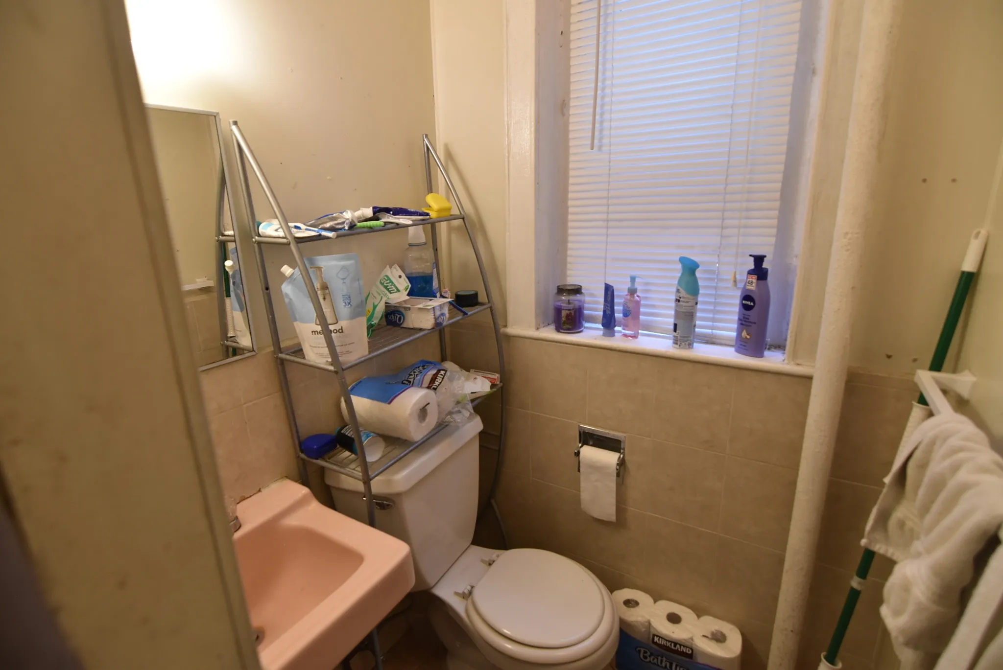 17 Aberdeen St, Fenway