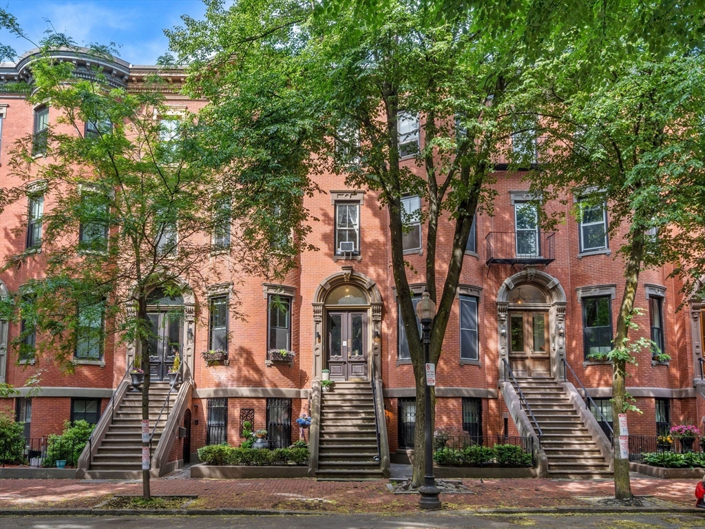 19 Greenwich Park, South End