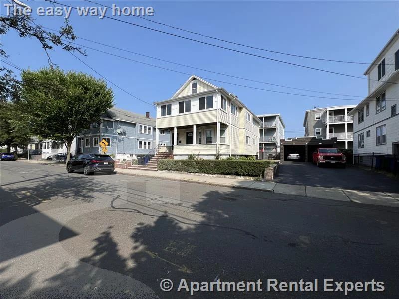 65 Boston Ave, Ball Square