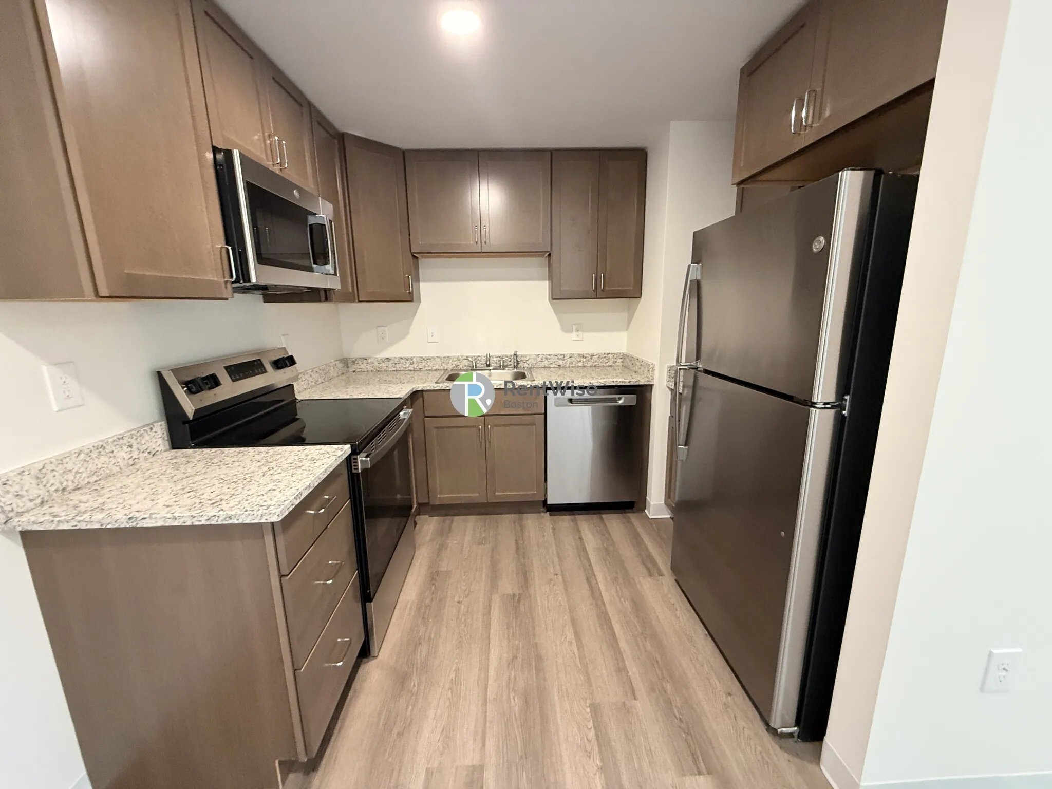 1741 Washington St, Braintree