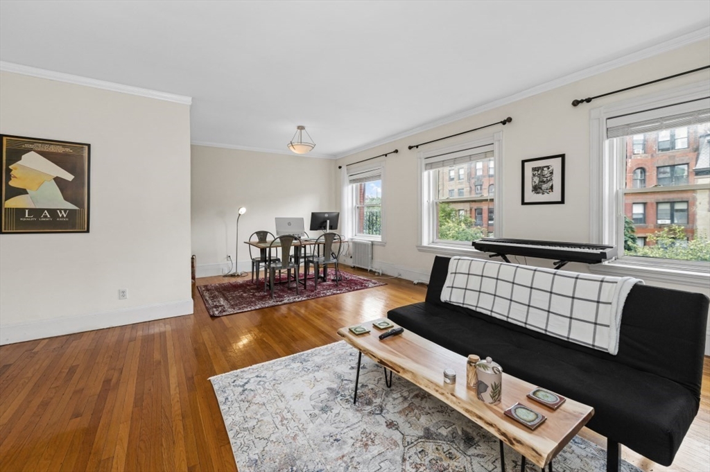 246 Beacon St, Back Bay