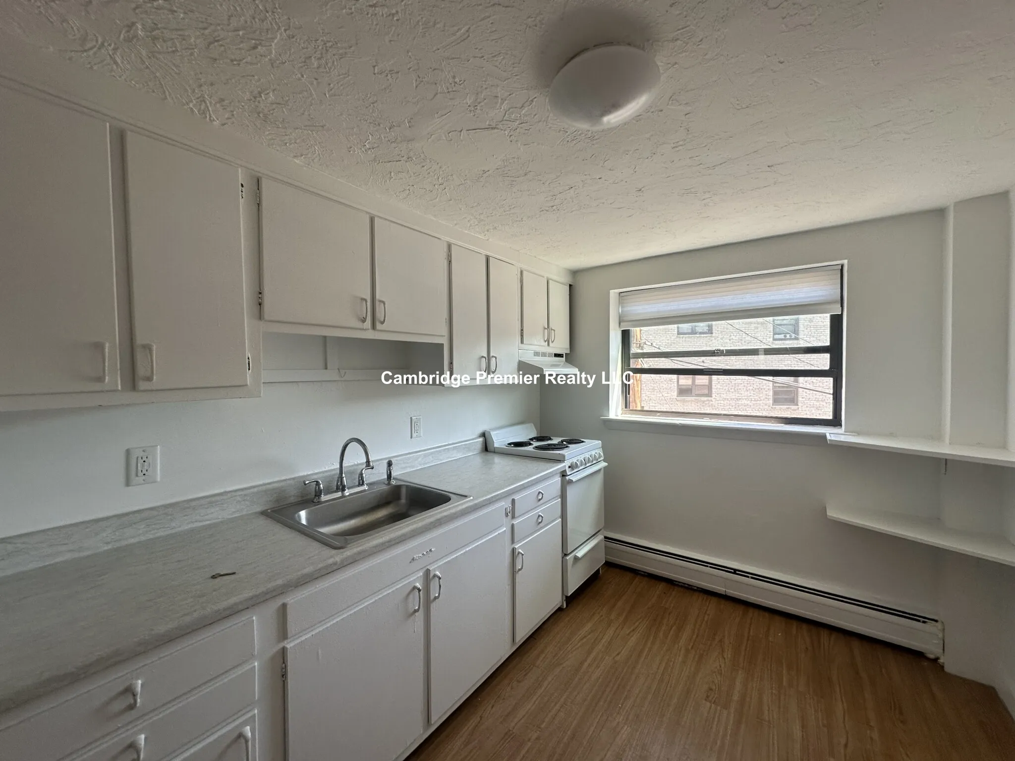 48 Harvard Ave, Harvard Avenue