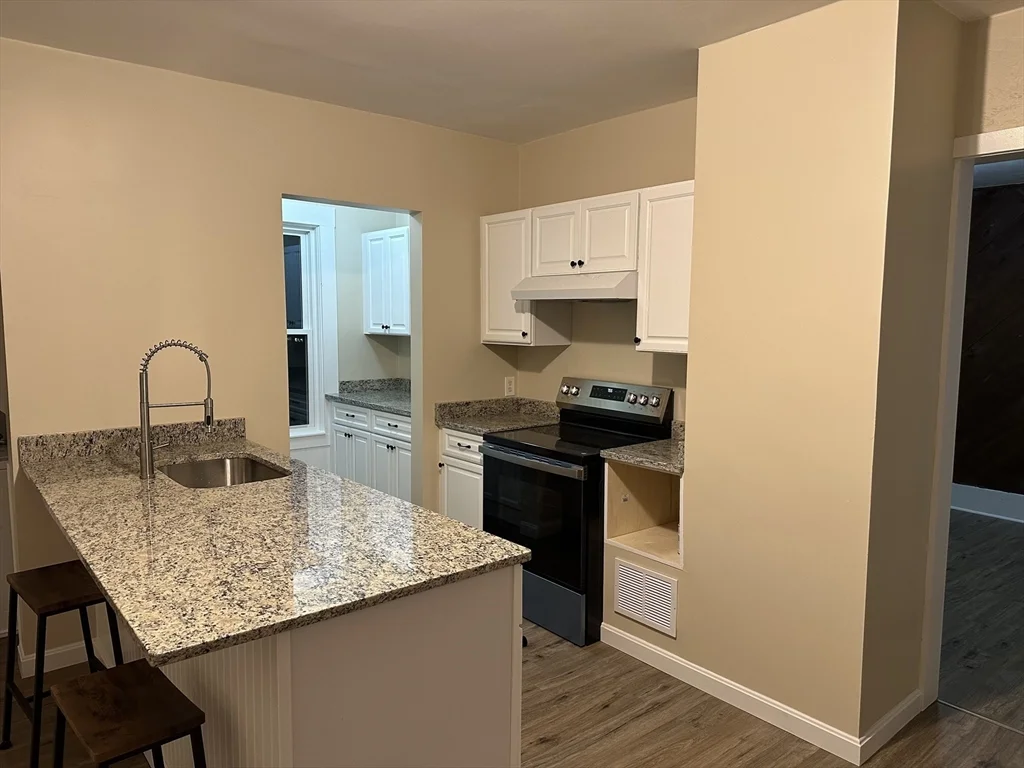 71 Flagg St, Clinton