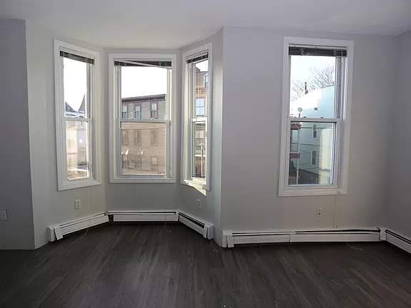1 bed, 1 bath apartment for rent at 21 Eutaw St Unit 2, East Boston — photo 15 of 17
