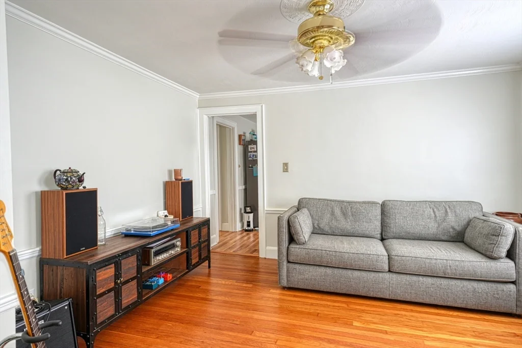 620 Main St, Watertown