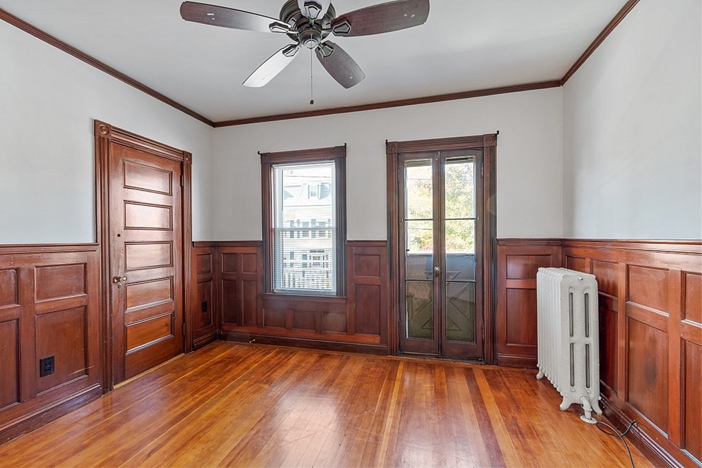 733 Hale St, Beverly Farms