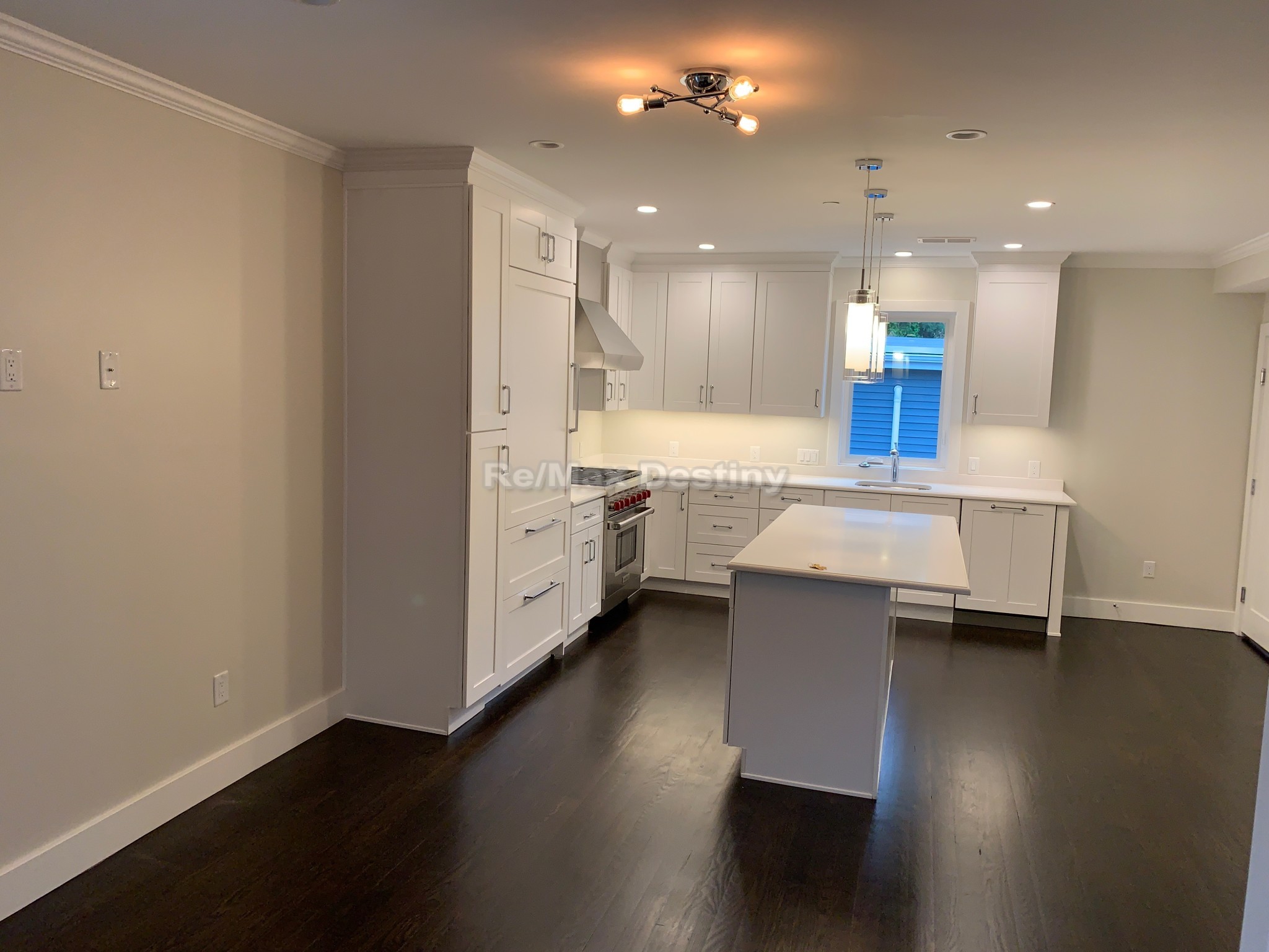 57 Hurley St, East Cambridge