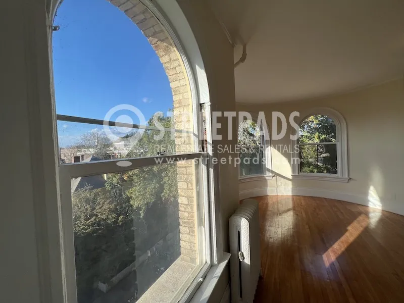 2 Ware St, Mid-Cambridge