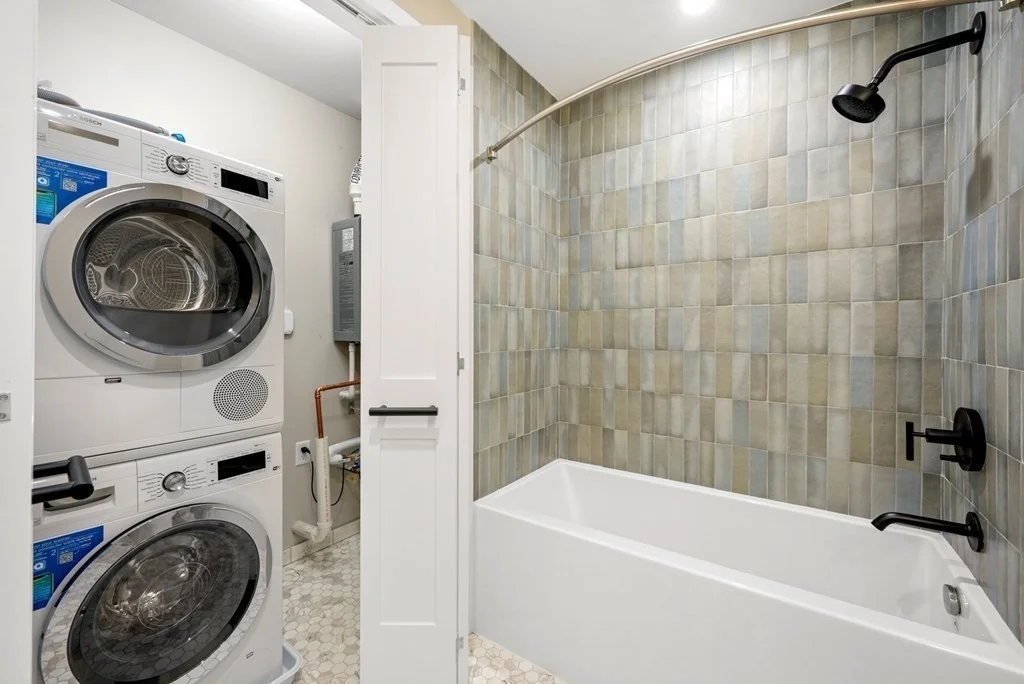 70 Leo Birmingham Pky, Brighton