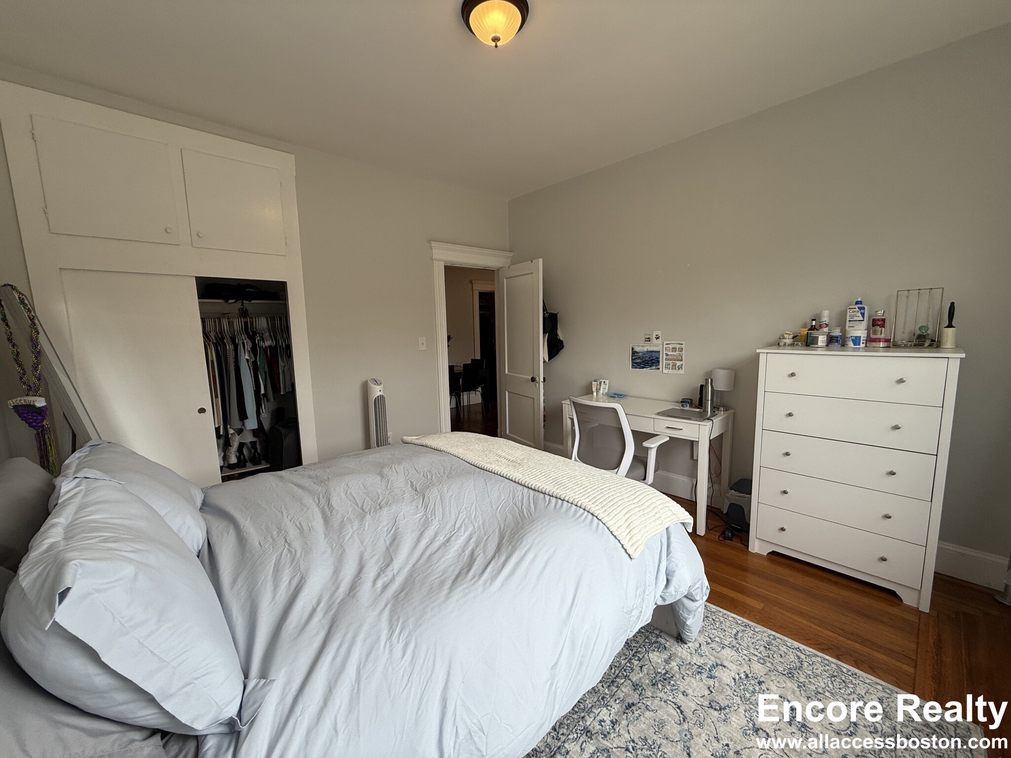 175 Harvard St, Coolidge Corner