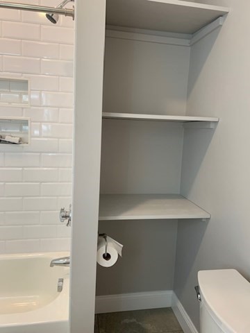 5 1/2 Edward St, Medford