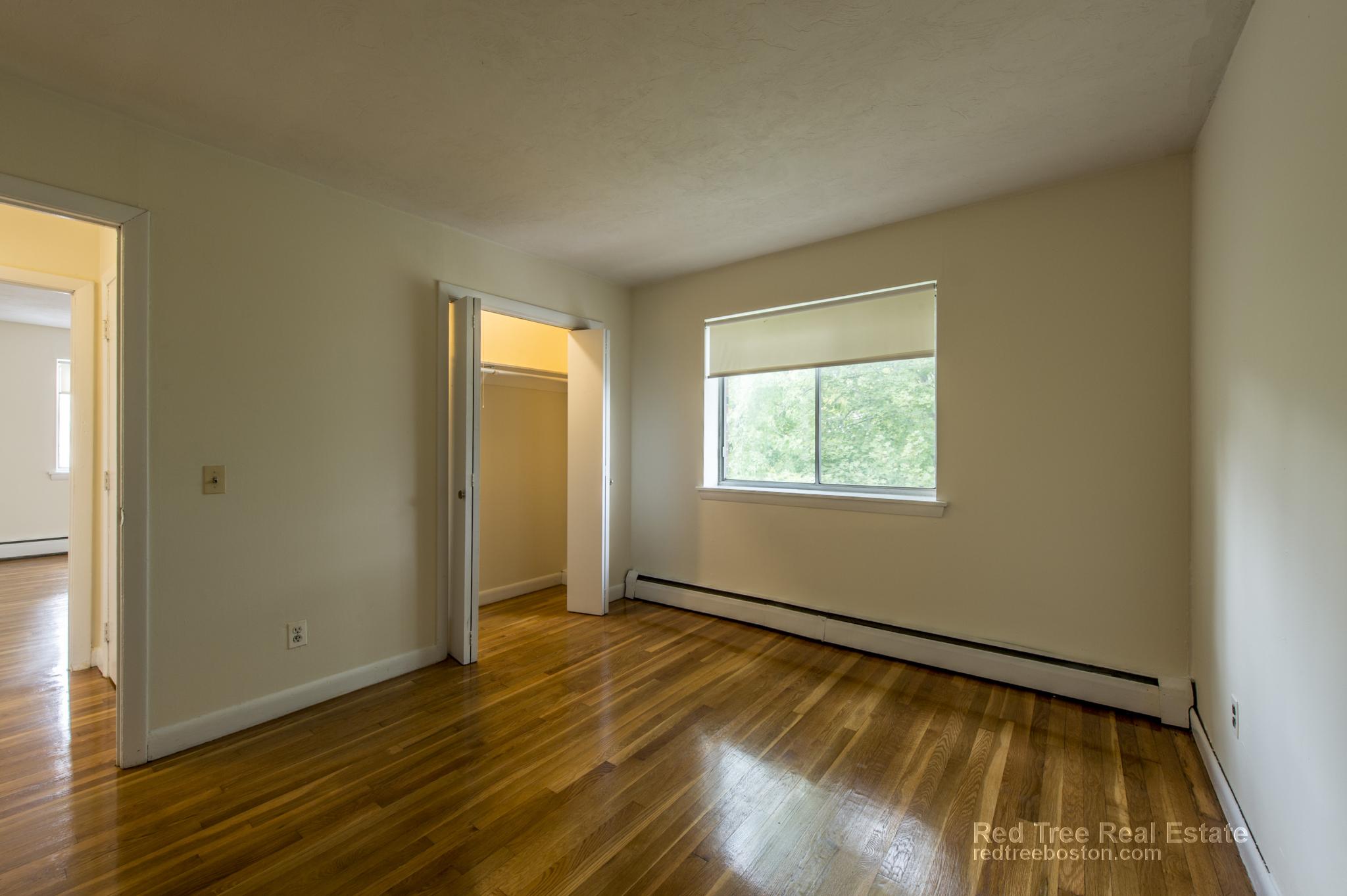 88 Gardner St, Allston