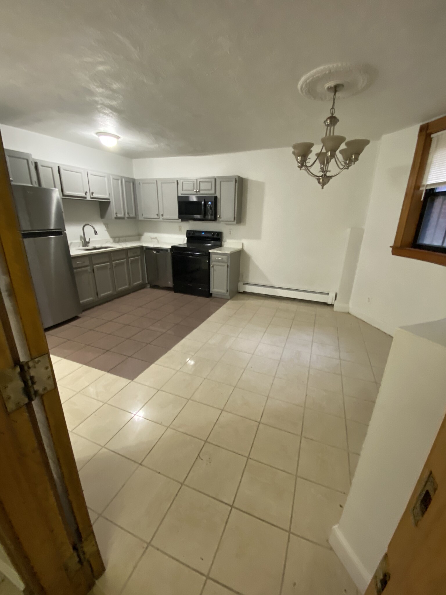 41 East Springfield, South End