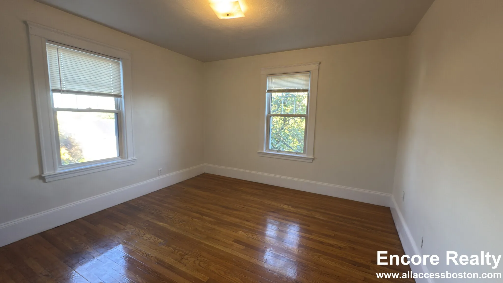 155 Summer St, Spring Hill