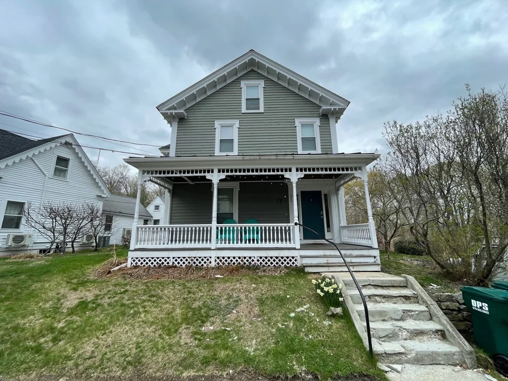 21 Court St, Groton