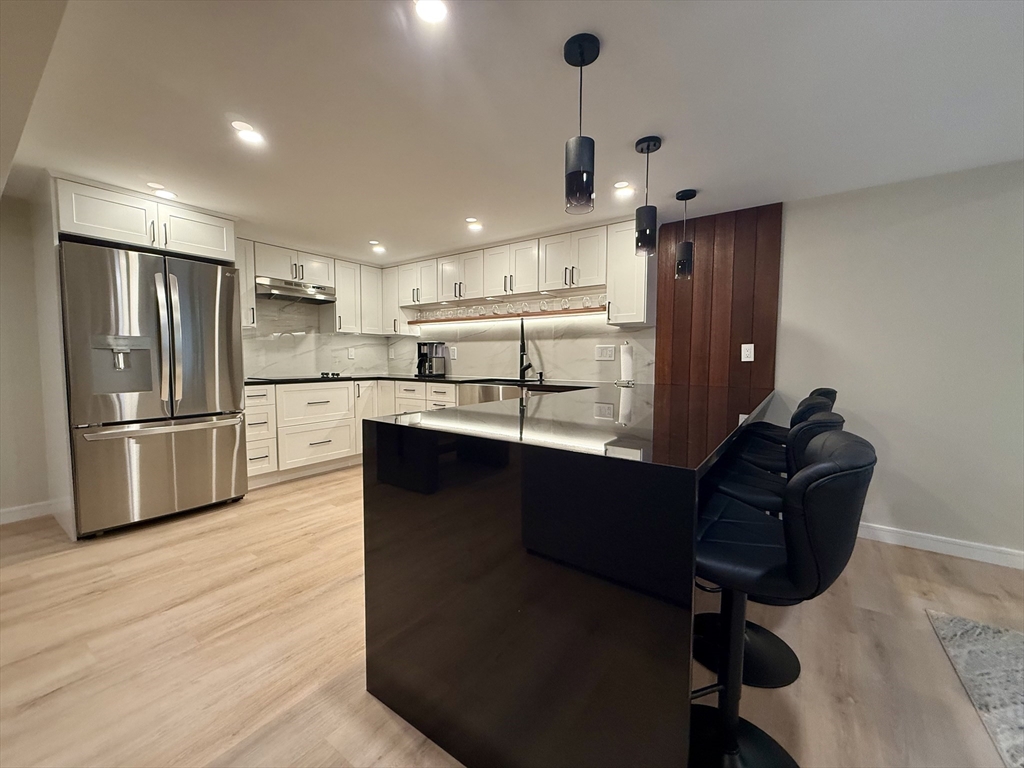 14 Bernard Circle, Tisbury