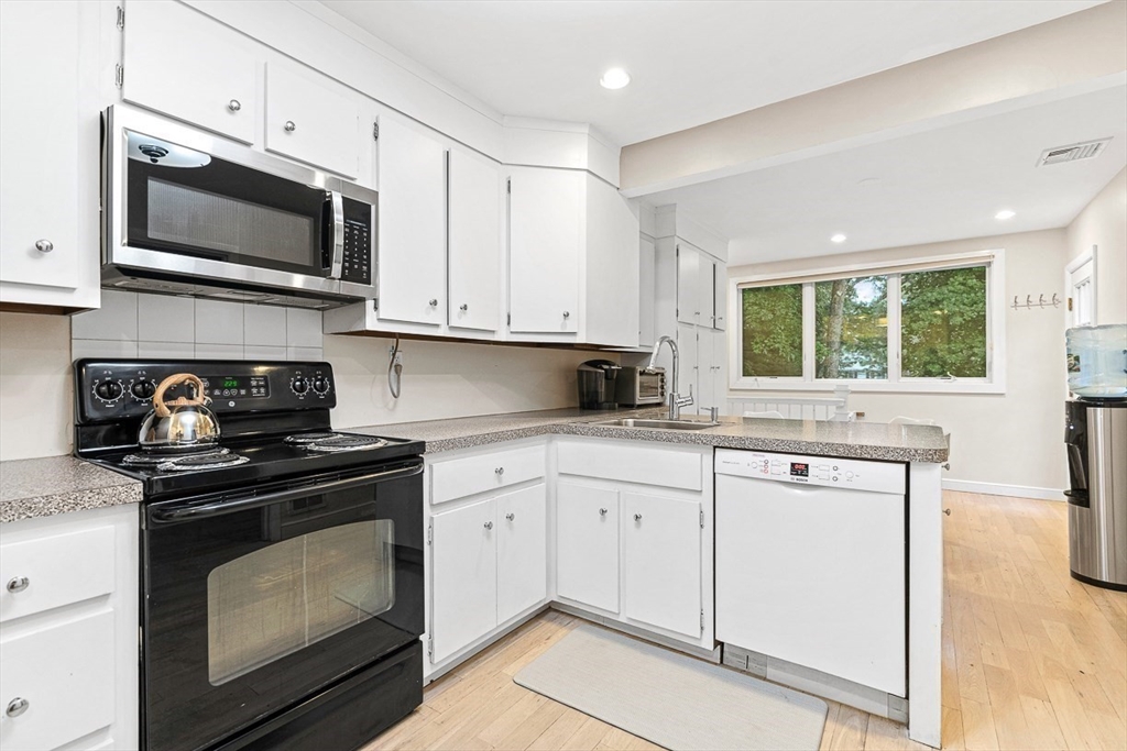 44 Rowena Rd, Newton