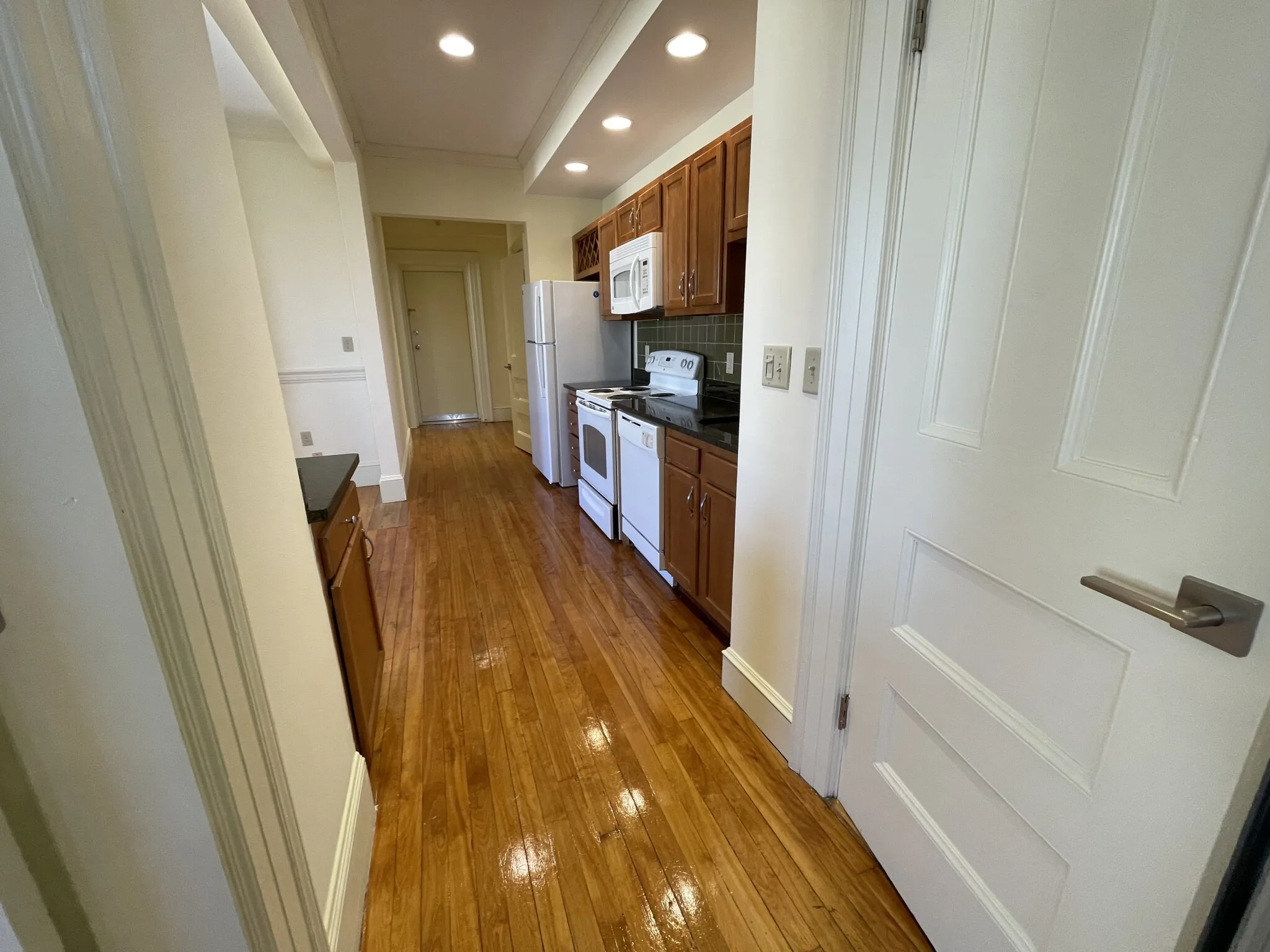 457 Centre St, Newton Corner