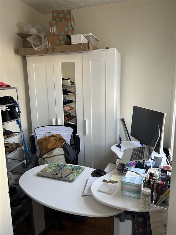 841 E 2nd St, South Boston