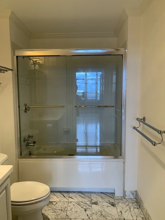 197 8th, Charlestown