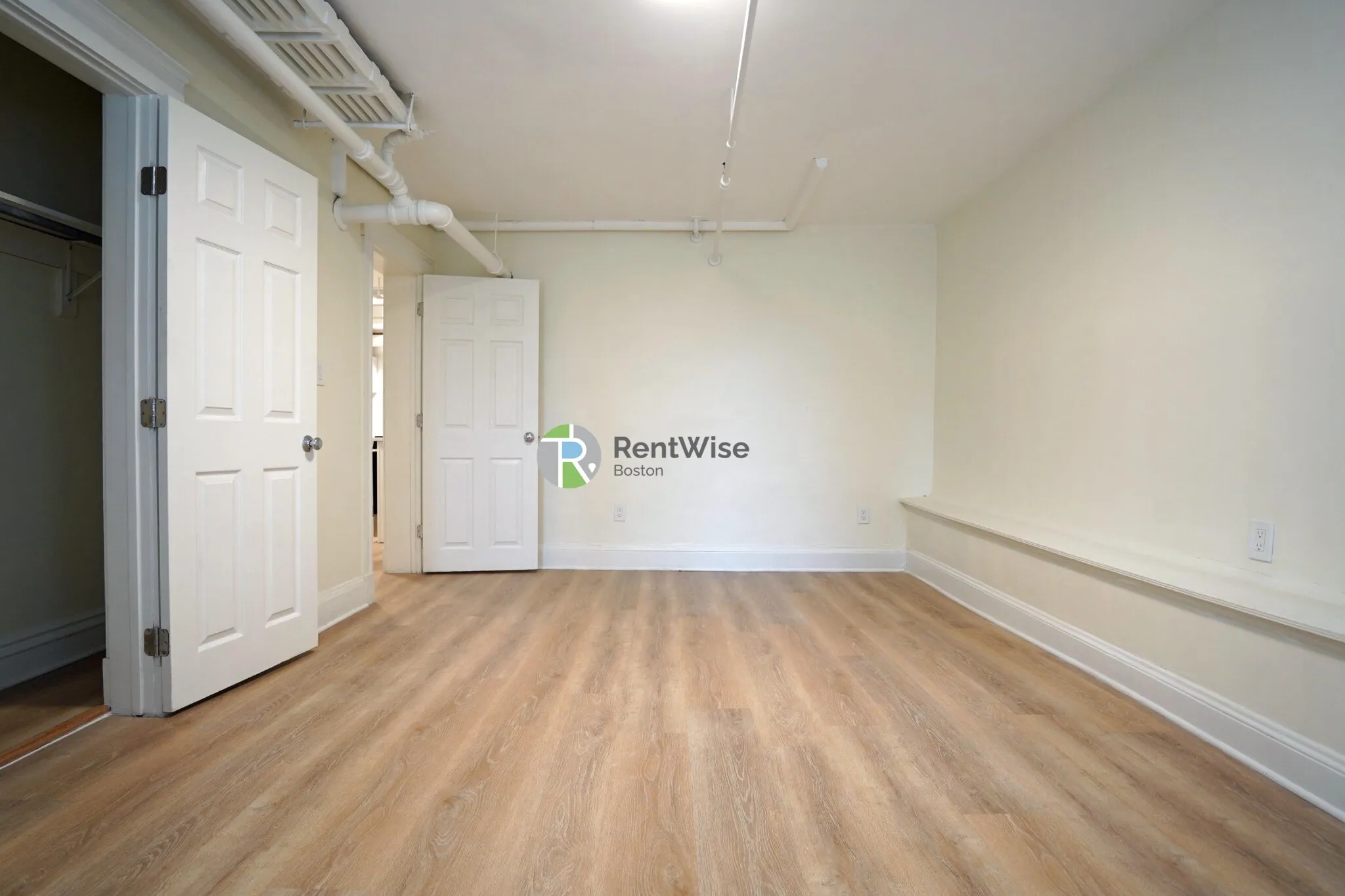 6 Camelot Ct, Brighton