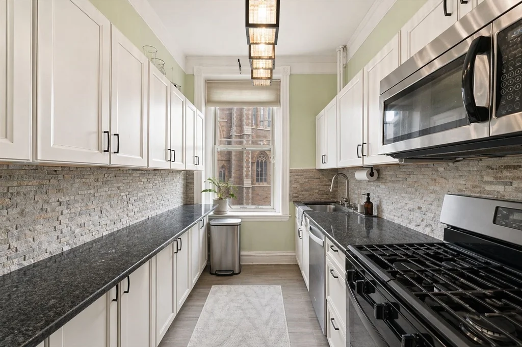 1411 Washington St, South End