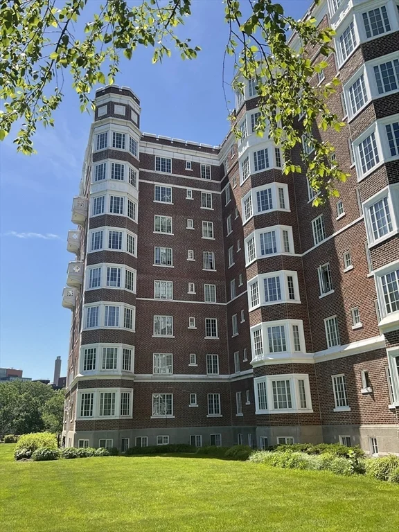 20 Chapel, Coolidge Corner
