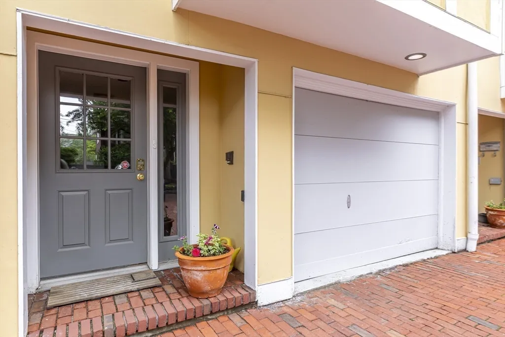 54 Trowbridge St, Mid-Cambridge