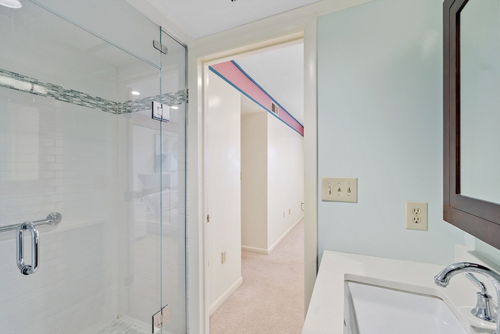 200 Falls Blvd, Quincy