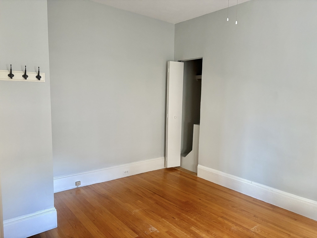 9 Madison St, West Medford