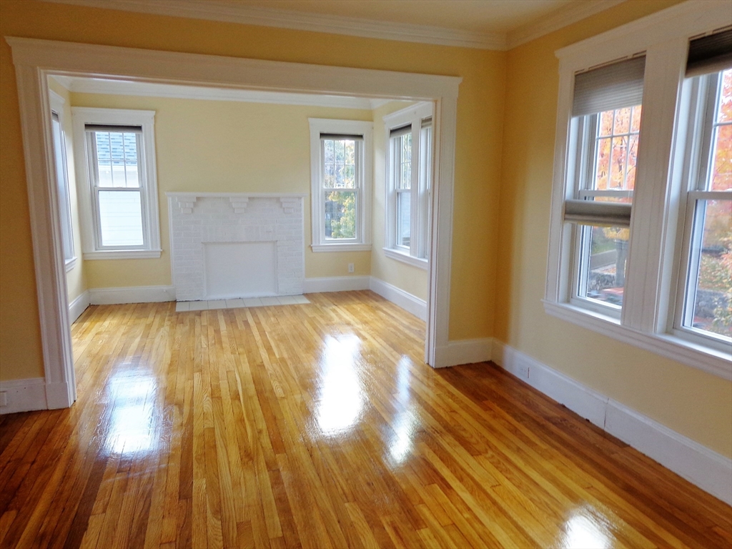 117 Lewis Rd, Belmont