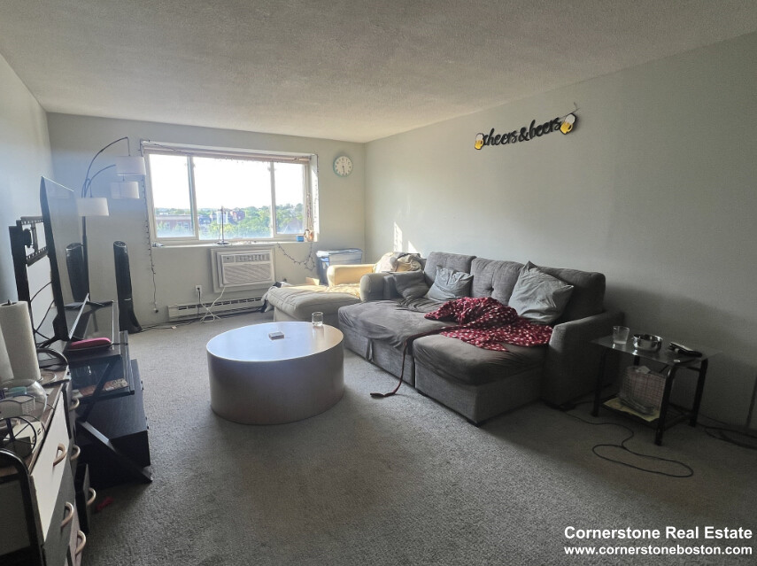 94 Beacon St, Ward Two