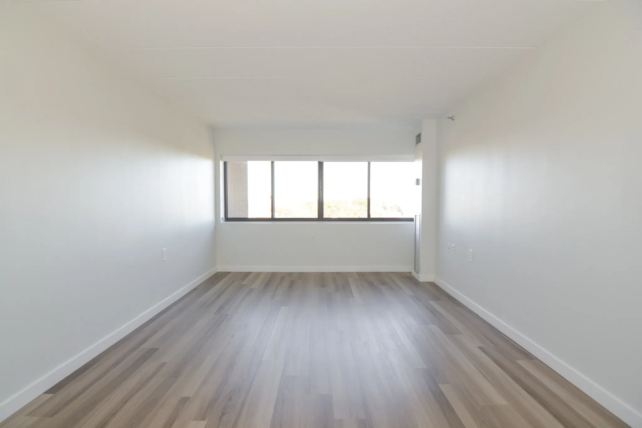 1925 Commonwealth Ave, Brighton