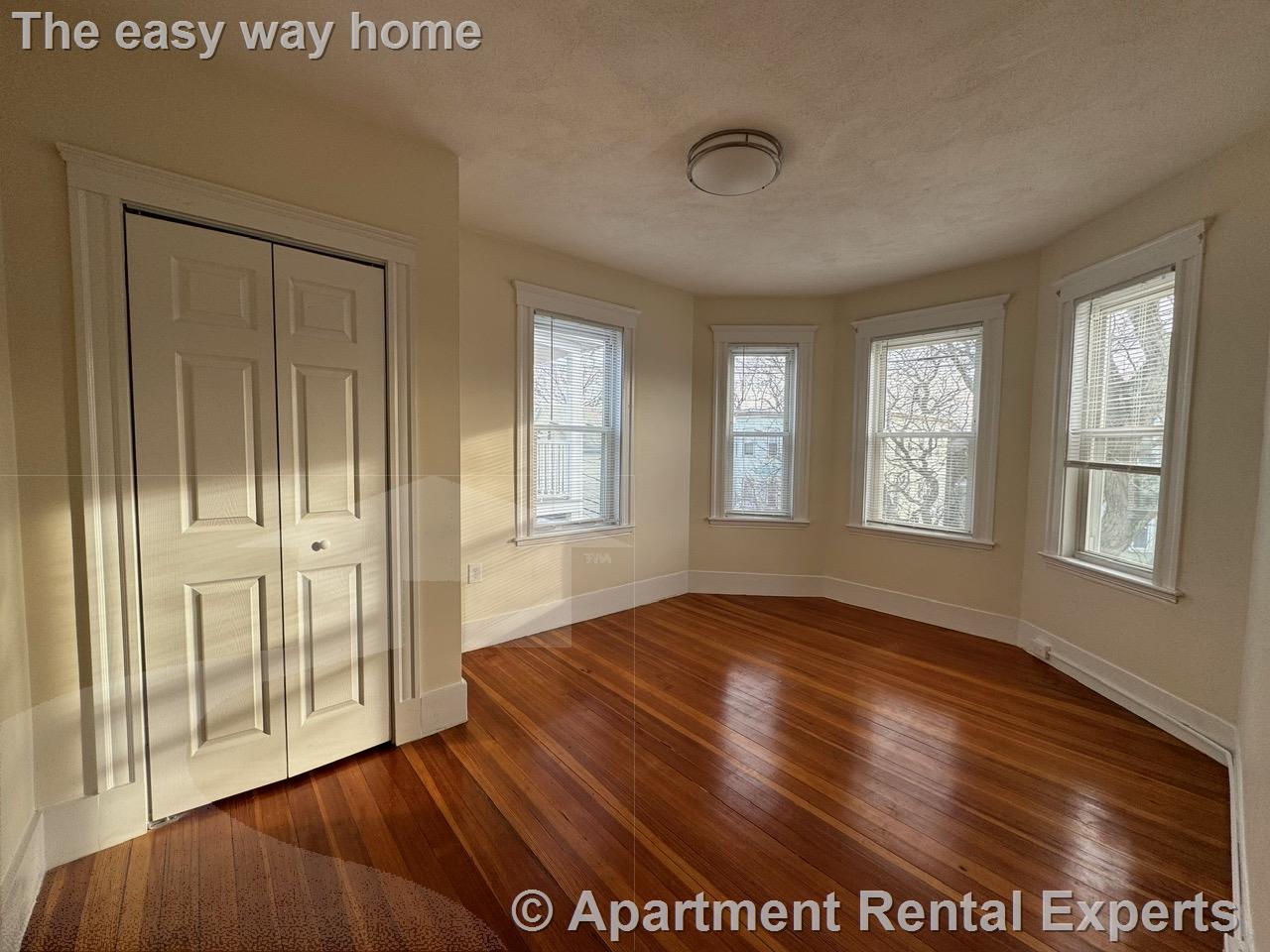 65 Conwell Ave, Teele Square