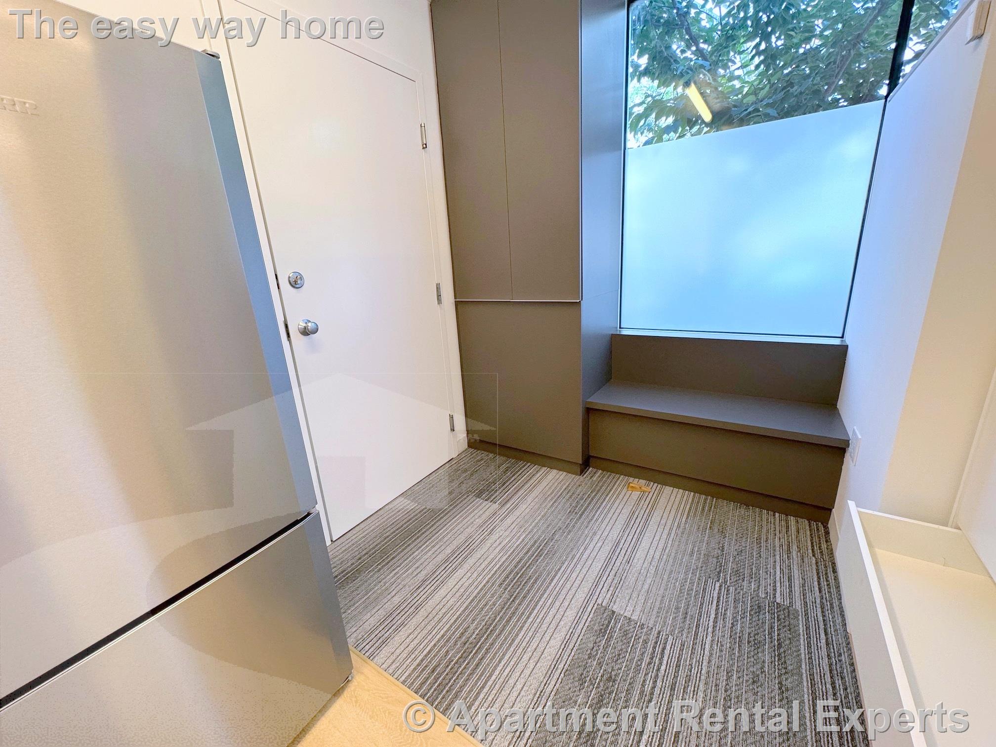 29 Warren St, East Cambridge