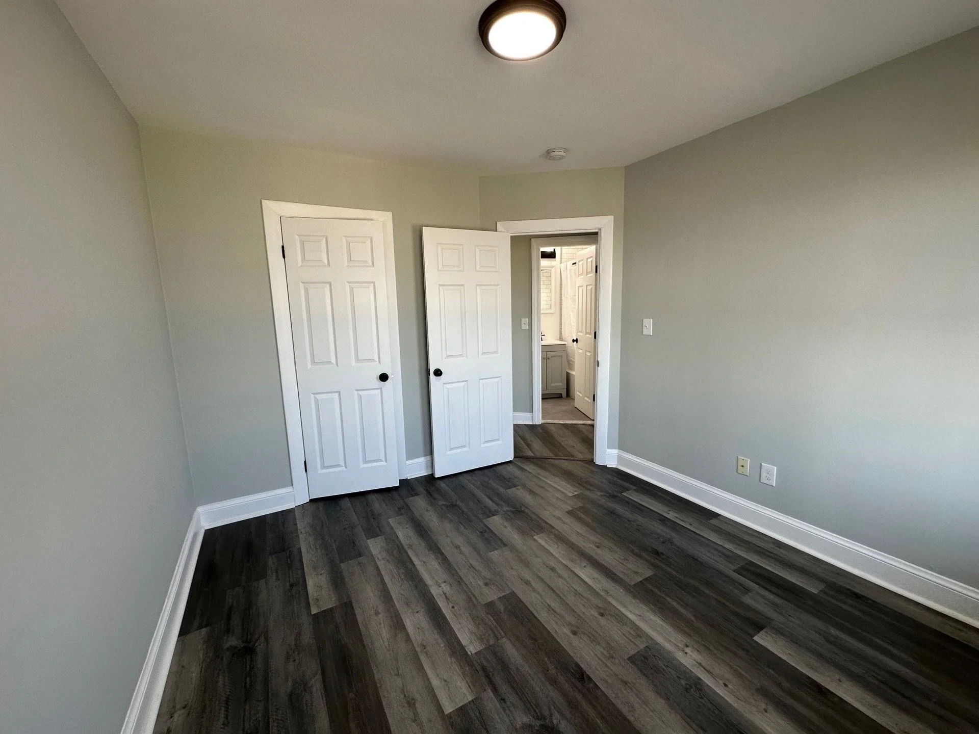 90 Winthrop Shore Dr, Winthrop