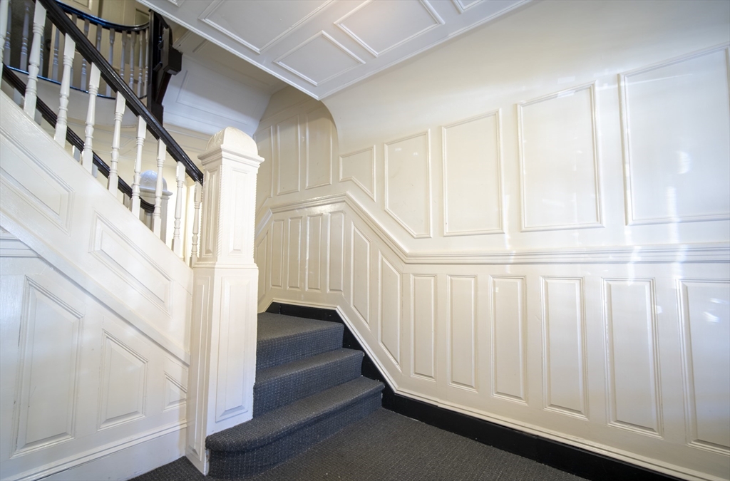 164 Strathmore Rd, Brighton