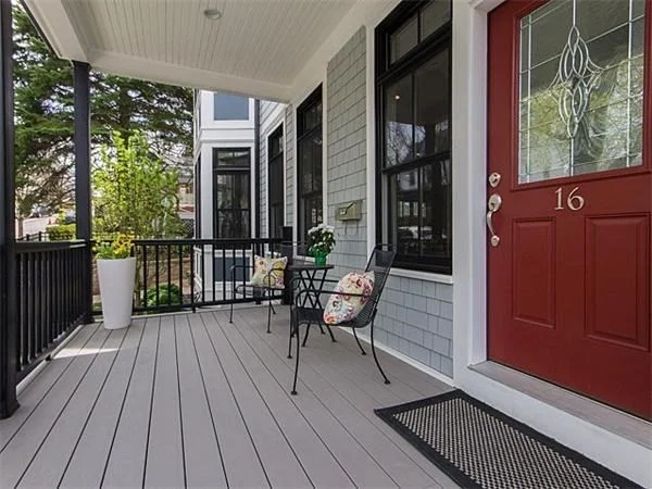 16 Zamora, Jamaica Plain