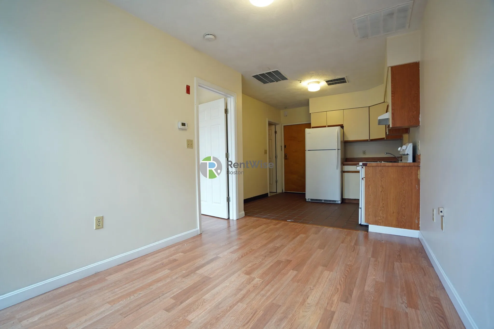 81 Essex St, Chinatown