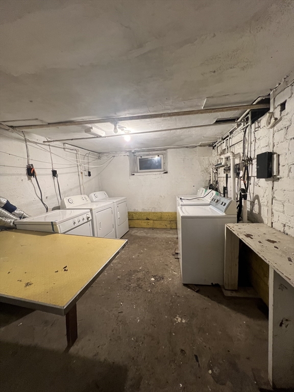 59 Dewey Rd, Braintree