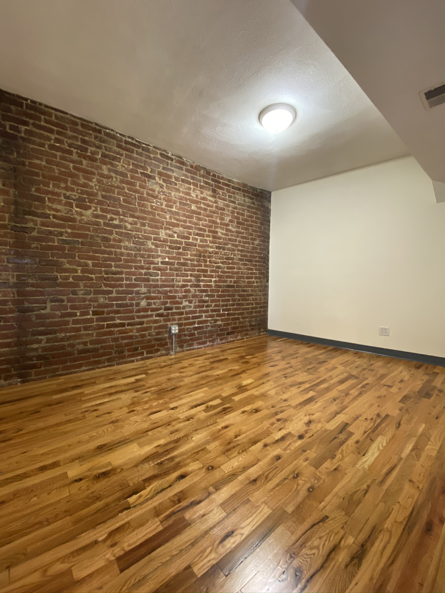 838 Huntington Ave, Mission Hill