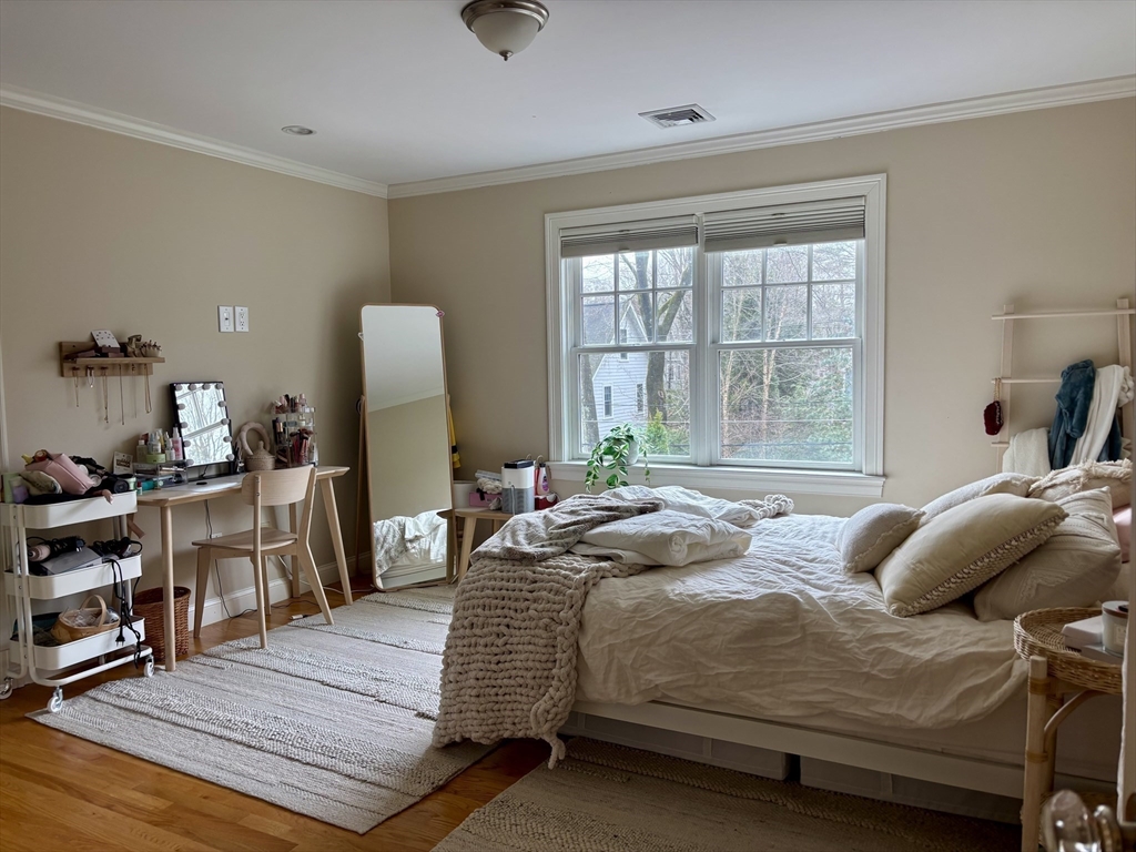 65 Denton, Wellesley